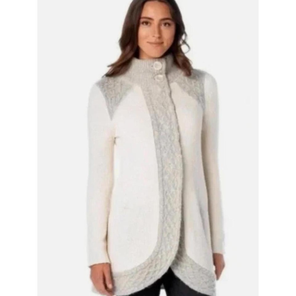 PRANA Angelica Gray & Ivory Button Up Cardigan Sweater Cable Knit Accent‎